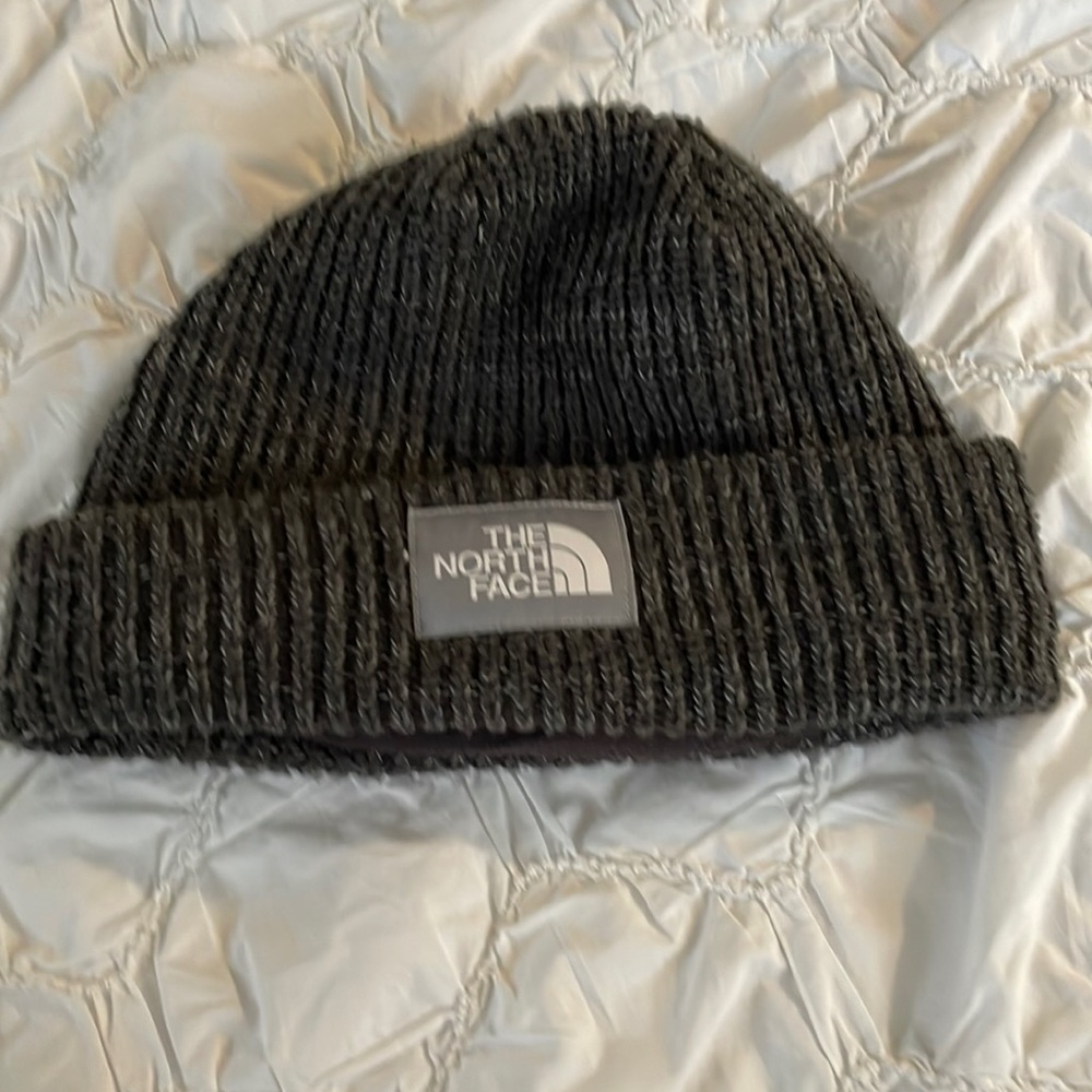 Men’s The North Face gray beanie
